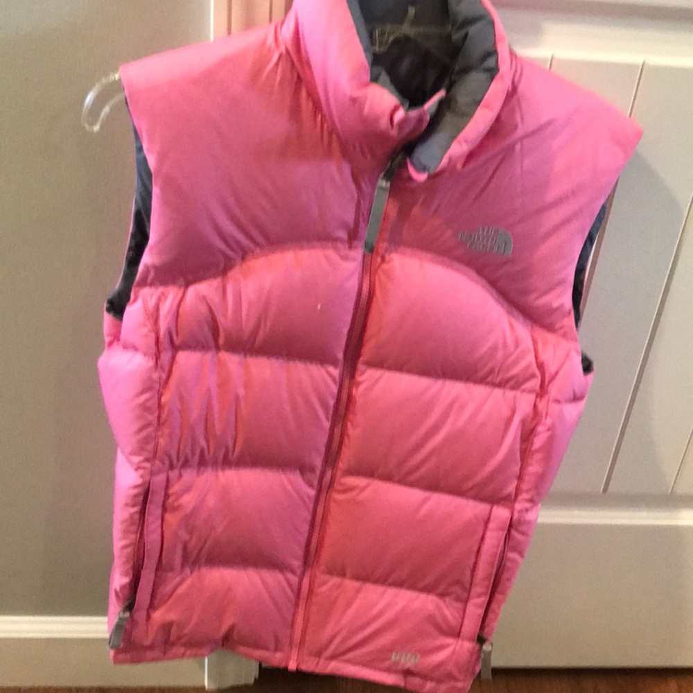 Girls north face down vest SZ L